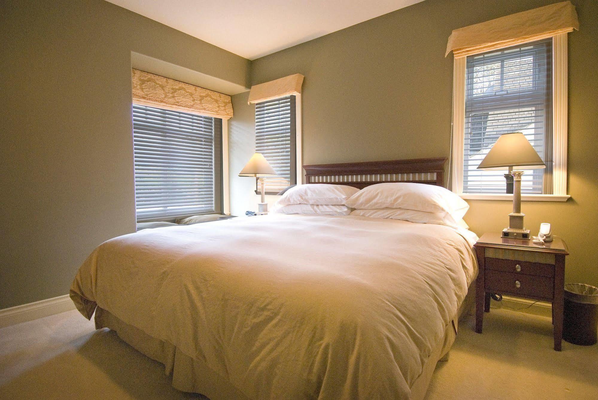 Granville House Bed And Breakfast (Adults Only) バンクーバー エクステリア 写真
